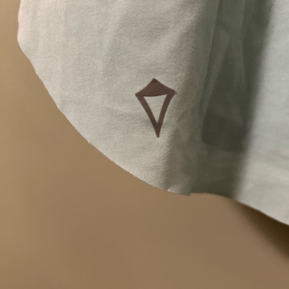 Ivivva size 8 button down - Picture 5 of 5